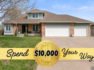 7546 SW Ambassador Pl, Topeka, KS 66610