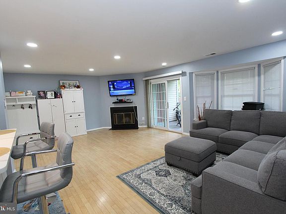 4th image of 119 Acadia Ct APT 3