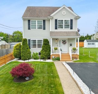 525 Anthony St, Fall River, MA, 02721