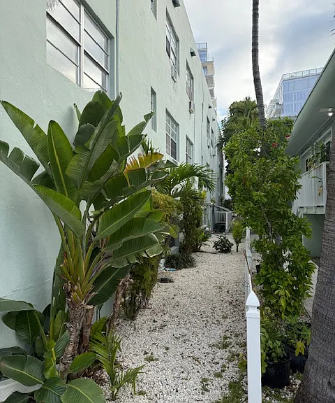 9064 Collins Ave #9 — Photo 14