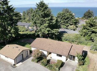 1209 E Mar Vista Ln, Brookings, OR 97415