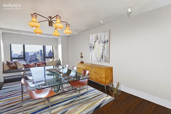 Sold by Sotheby's International Realty | media 4