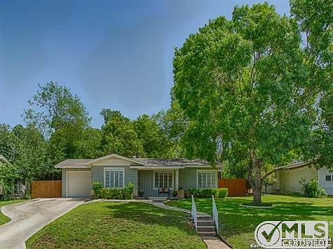 2nd image of 261 Lyman Dr