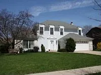 412 W Golf Rd photo 1