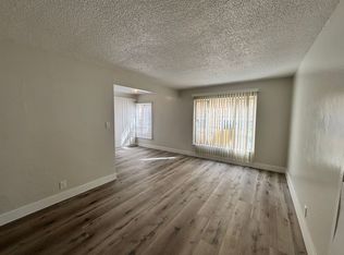 1112 W 110th St APT 4, Los Angeles, CA 90044
