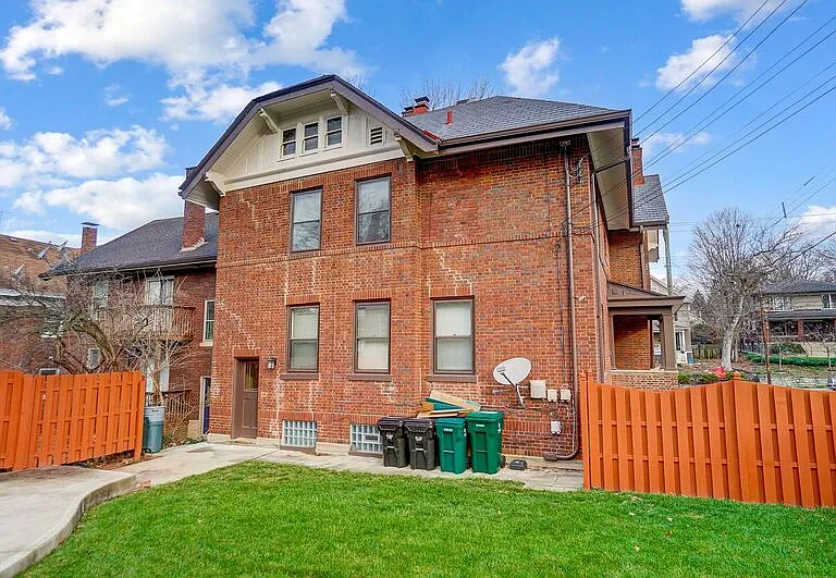2881 Observatory Ave #2 — Photo 64