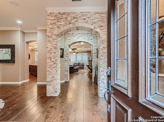 3rd image of 18158 Emerald Forest Dr