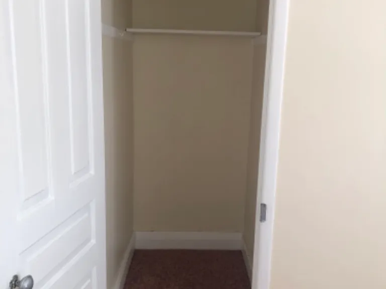 742 Genesee St — Photo 10