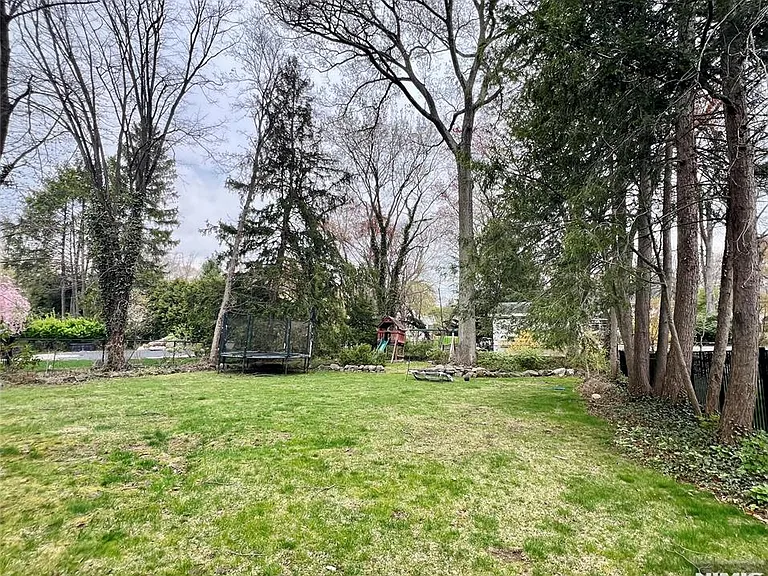 161 McKinley Pl — Photo 25