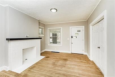 5th image of 307 Glendora Ave