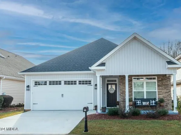 156 Fairway Oaks Dr, Perry, GA 31069
