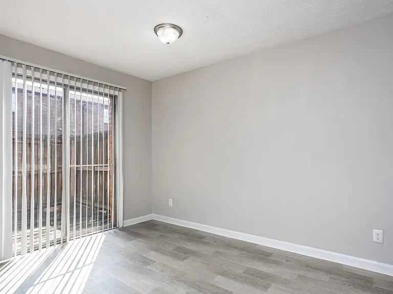 Avondale Townhomes — Photo 36