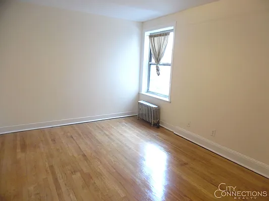 Rented by City Connections Realty | media 10