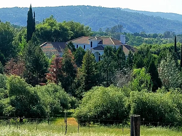 8560 Bar Crest Dr, Placerville, CA 95667