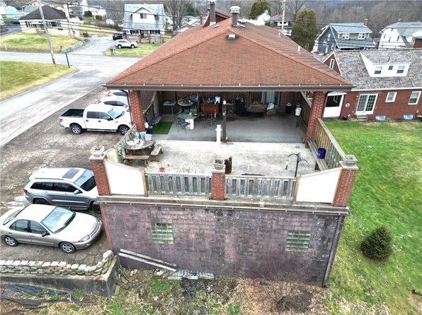 2236 Brodhead Rd, Aliquippa, PA 15001