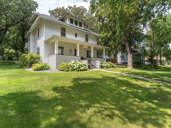 5th image of 901 N Union Ave