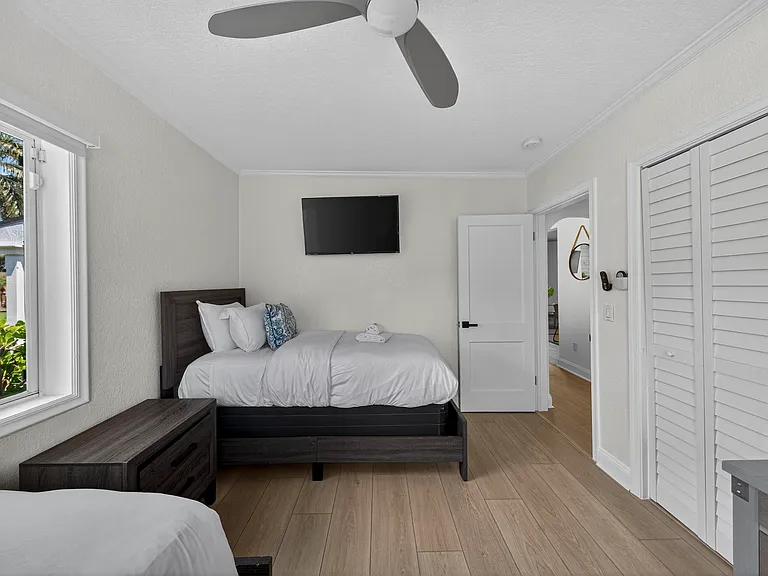 510 NE 8th Ave — Photo 35