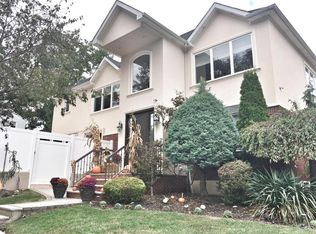 115 Osborn Ave, Staten Island, NY