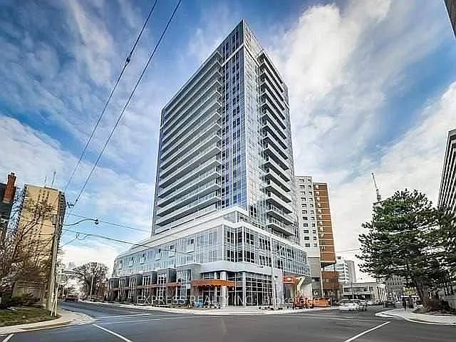 58 Orchard View Blvd #1601