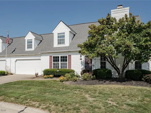 24540 Thicket Ln, Olmsted Falls, OH 44138