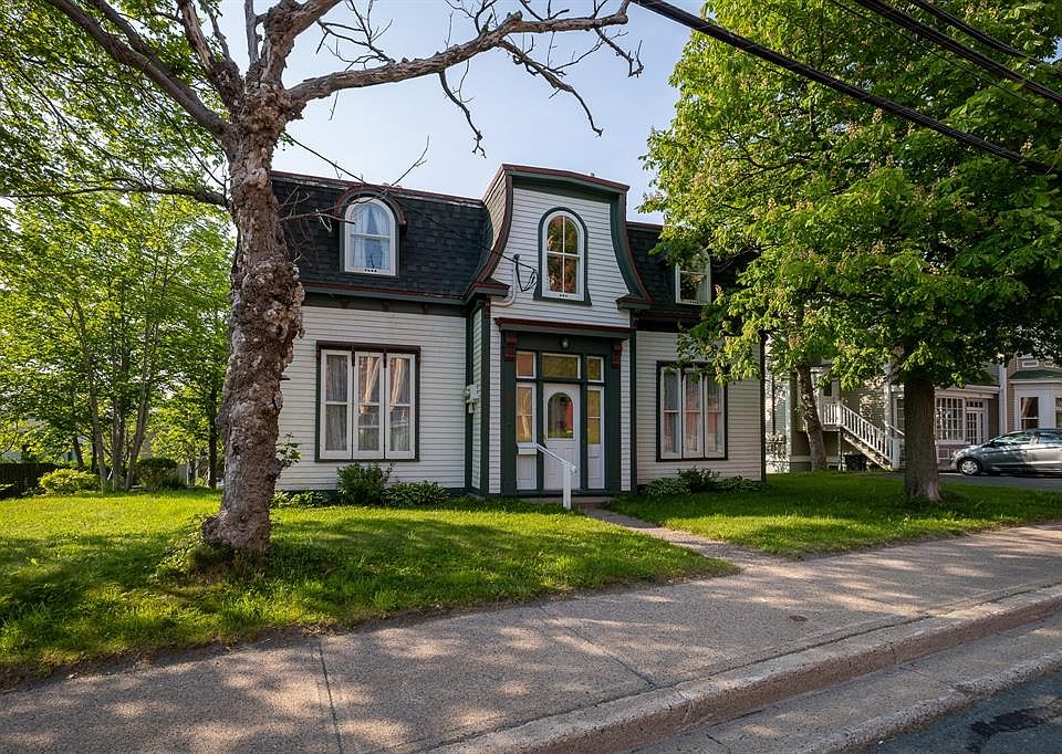 1st image of 93 Forest Road
