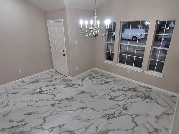 3rd image of 14118 Kinsbourne Ln