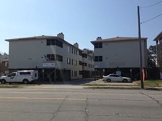 2nd image of 1415 E Ocean View Ave #17294046