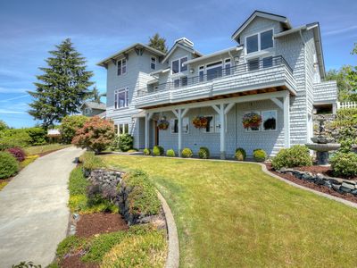 1907 Grandview Dr W, University Place, WA, 98466