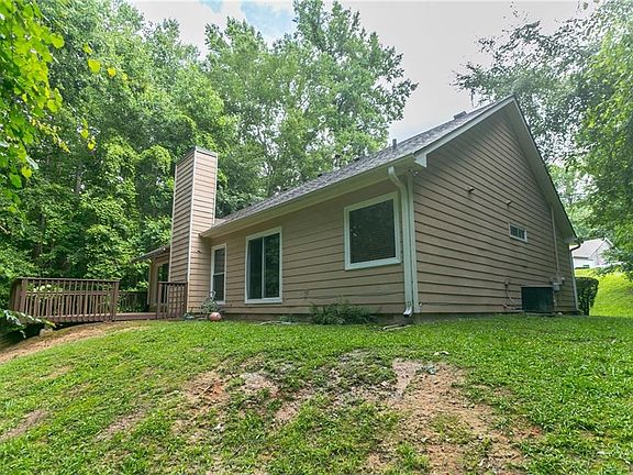 5th image of 8558 Misty Creek Cir