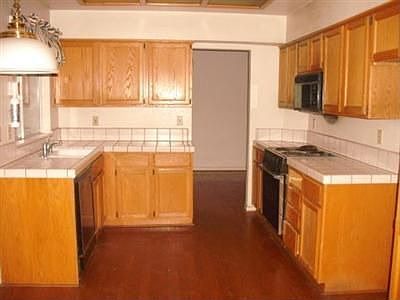 5th image of 14527 Pine Valley Dr