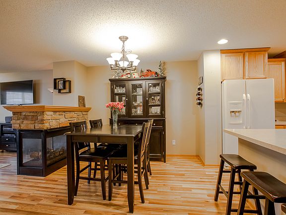 4th image of 2489C Dawes Pl