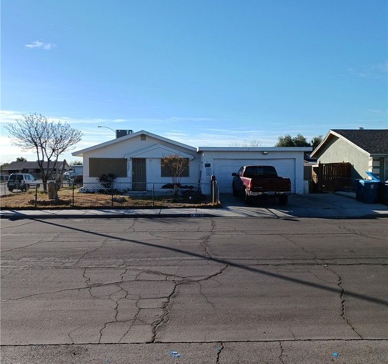 2nd image of 3589 Trout Lake Ave