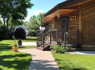 805 Indiana St, Chinook, MT 59523