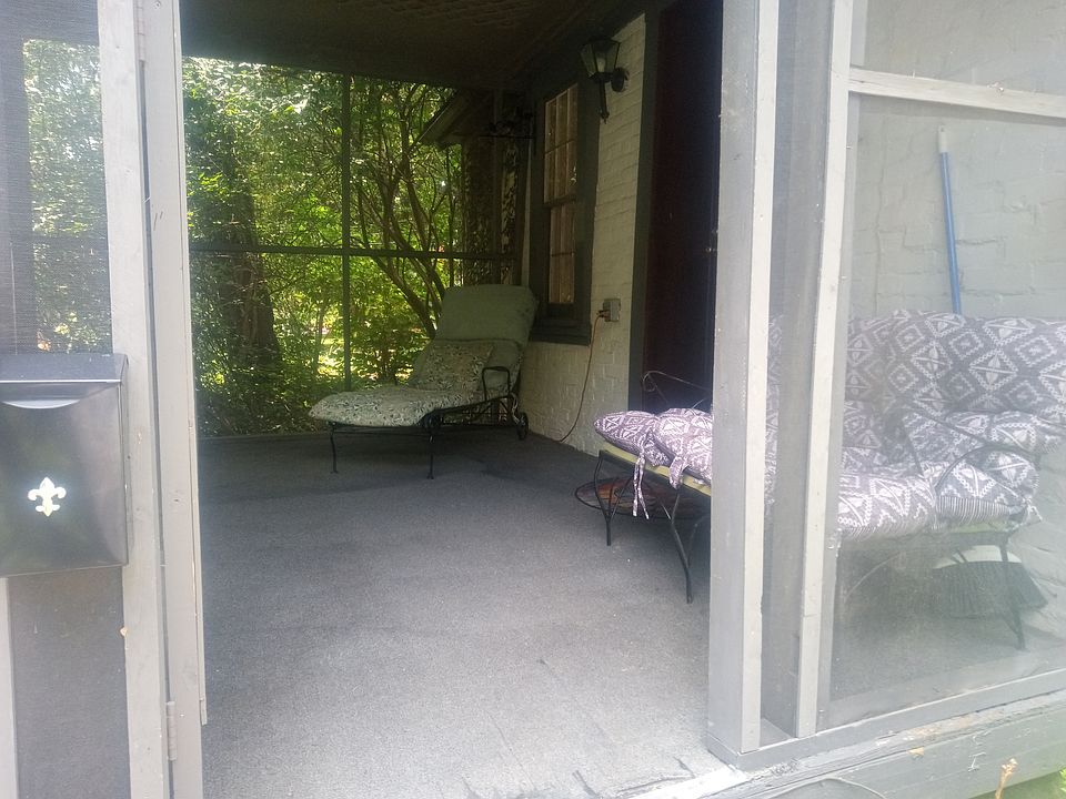 1st image of 337 W Poplar St #2