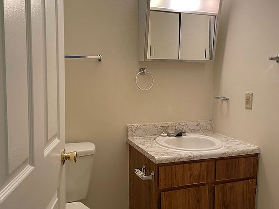 5th image of 369 Gibson Ln #14