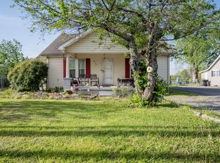 819 Bridge Ave, Murfreesboro, TN 37129