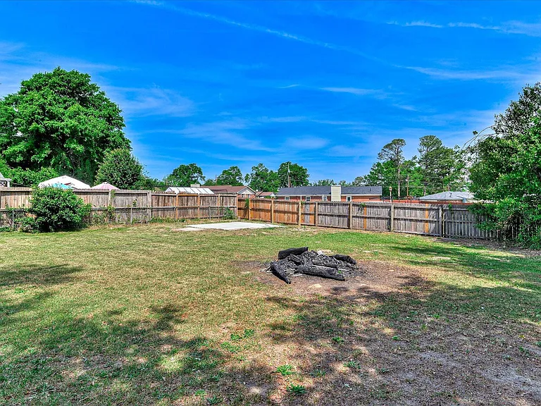 4116 Melrose Dr — Photo 26