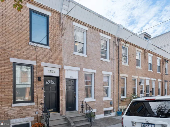 3227 Chatham St, Philadelphia, PA 19134
