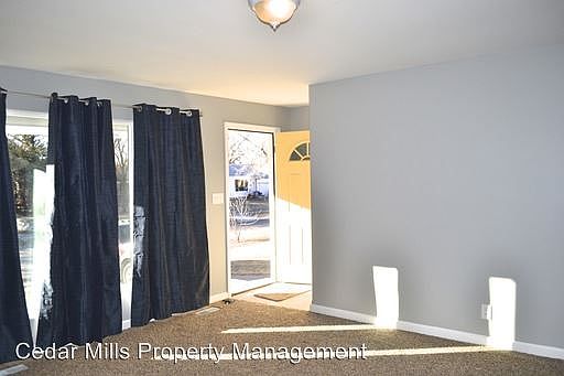 2nd image of 1722 N Bluff Ave