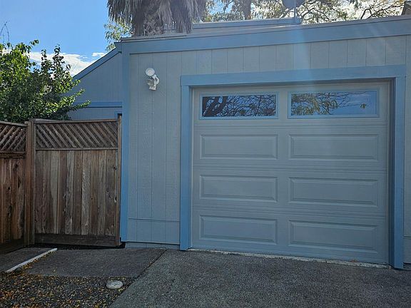 2nd image of 1436 Sunrise Parkway