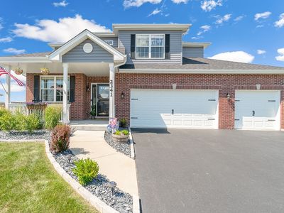2341 Alta Vista Dr, New Lenox, IL, 60451