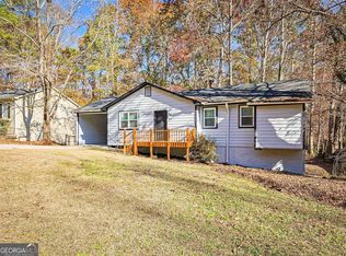 2870 Aunt Pitty Pat Ln, Douglasville, GA 30135