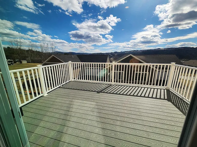 73 Ivan Dr #8 — Photo 22