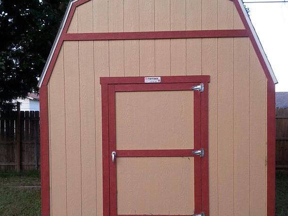10x10 tuffshed built 2/2013