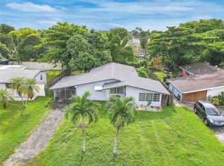 2061 Arcadia Dr, Miramar, FL 33023