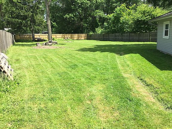 3rd image of 4045 Leewood Dr