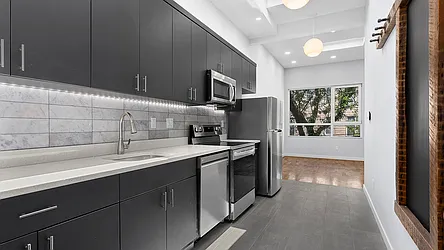 1628 Summerfield Street, #2F