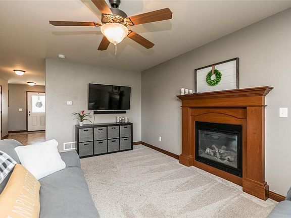 4th image of 140 Catalpa Ln