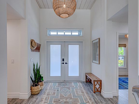 3rd image of 10394 SE Coconut Lane