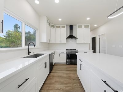 1379A Manu Aloha St #B, Kailua, HI, 96734